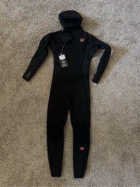 Billabong Synergy 5/4 Hooded Wetsuit